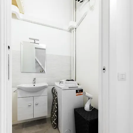 Cozy 2 Bedrooms, 10 Min For Centre, 3 From Linate Milan Exterior photo