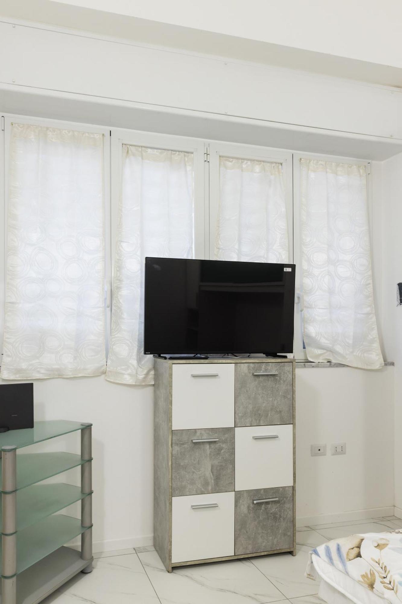 Cozy 2 Bedrooms, 10 Min For Centre, 3 From Linate Appartement